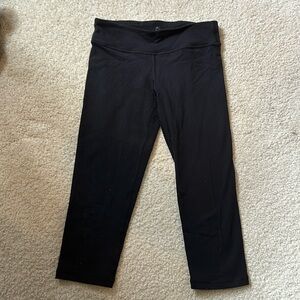Ivivva girls size 10 capri leggings